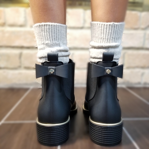 KATE SPADE Edimburg Rubber Rain Boots Black/Gold - Picture 2 of 6